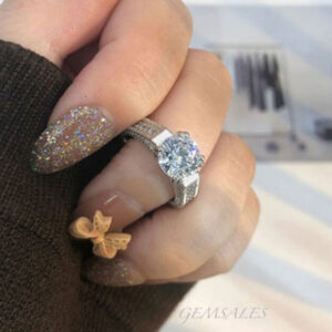 Brilliant Cut Diamond Ring