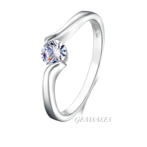 Solitaire Hands Diamond Ring